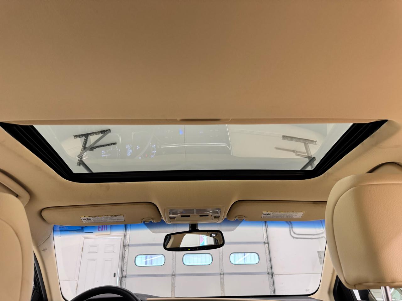 Toyota Avalon 4dr Sdn XLE Premium (Natl) 2014