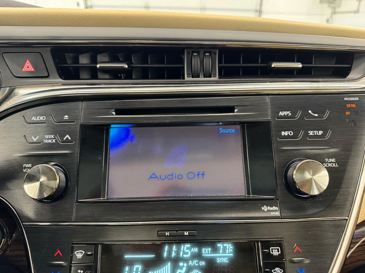 Toyota Avalon 4dr Sdn XLE Premium (Natl) 2014