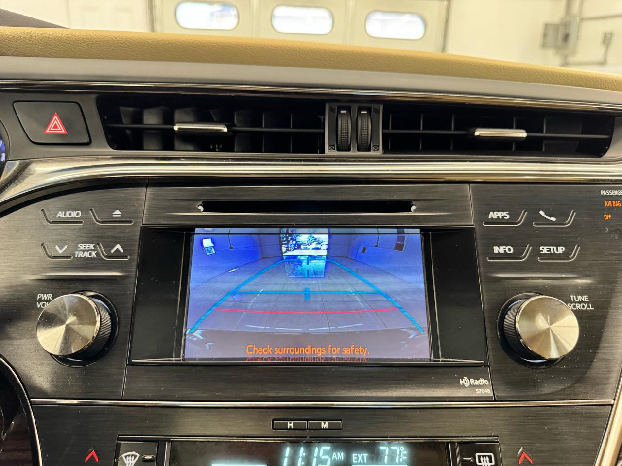 Toyota Avalon 4dr Sdn XLE Premium (Natl) 2014