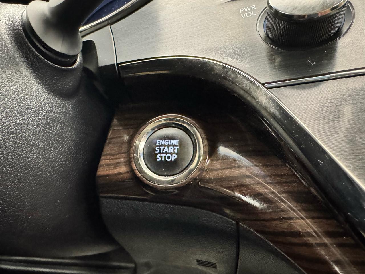 Toyota Avalon 4dr Sdn XLE Premium (Natl) 2014