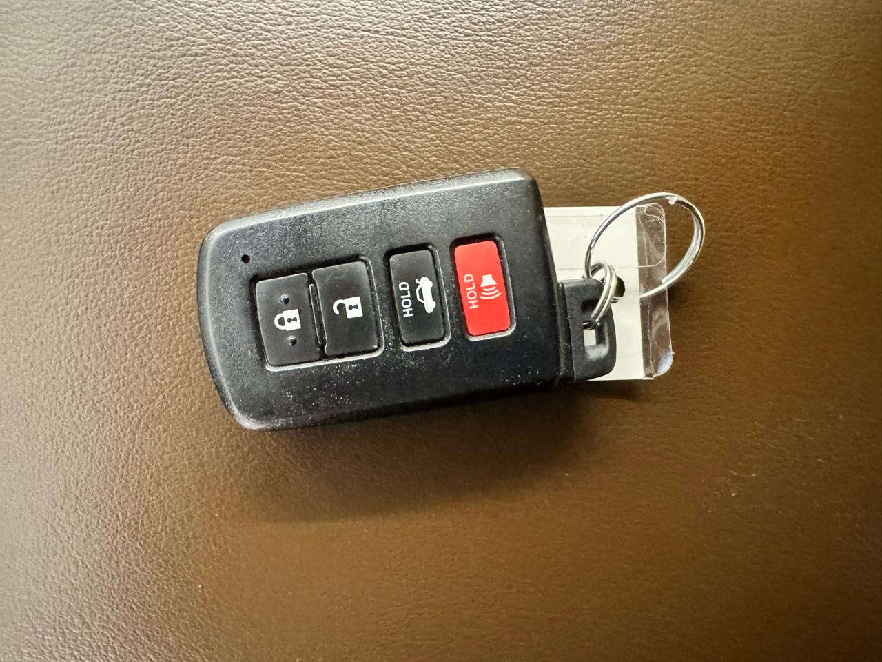 Toyota Avalon 4dr Sdn XLE Premium (Natl) 2014