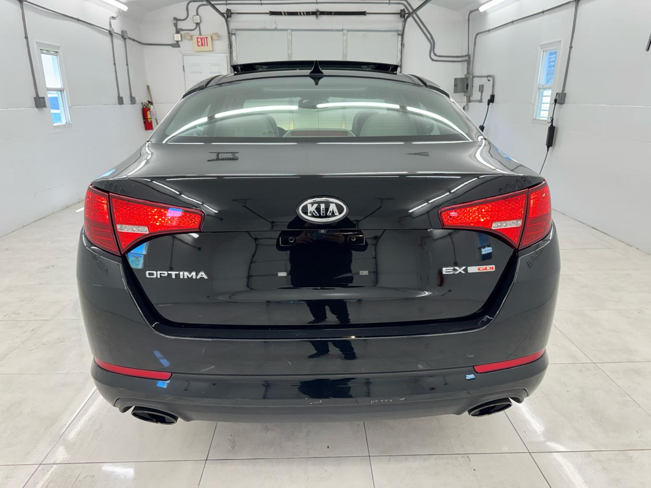 Kia Optima 4dr Sdn 2.0T Auto EX 2011