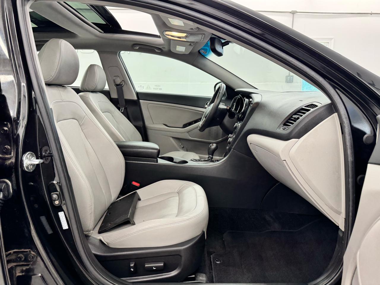 Kia Optima 4dr Sdn 2.0T Auto EX 2011