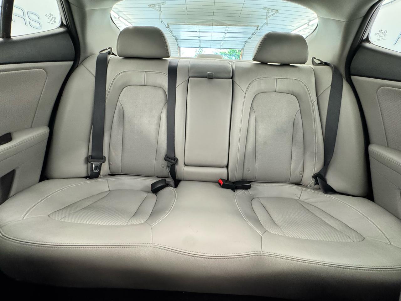Kia Optima 4dr Sdn 2.0T Auto EX 2011