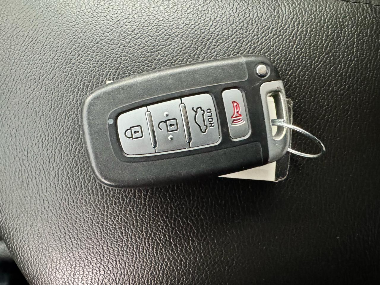 Kia Optima 4dr Sdn 2.0T Auto EX 2011