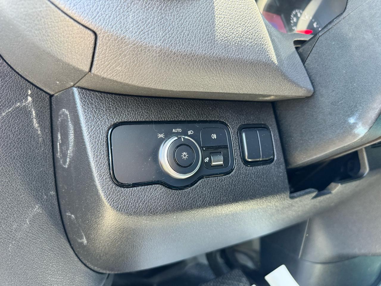 Mercedes-Benz Sprinter Cargo Van 2500 High Roof I4 Gas 170" RWD 2022