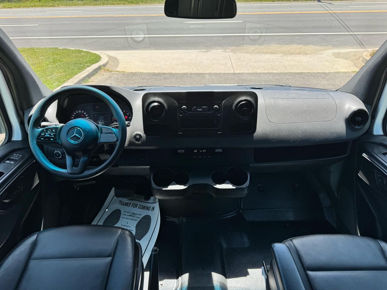 Mercedes-Benz Sprinter Cargo Van 2500 High Roof I4 Gas 170" RWD 2022