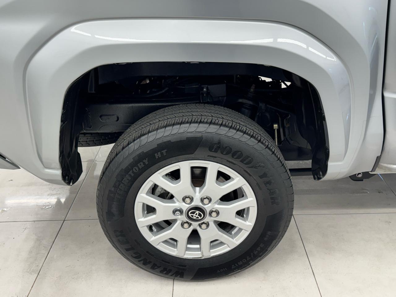 Toyota Tacoma 4WD TRD Off Road Double Cab 5' Bed MT (Natl) 2025