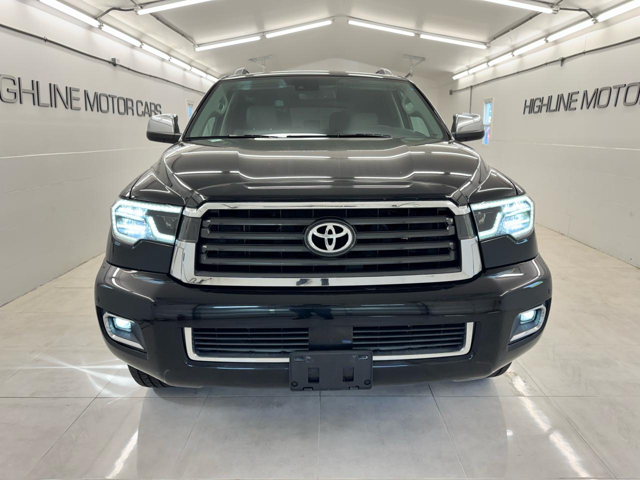 Toyota Sequoia Limited 4WD (Natl) 2019