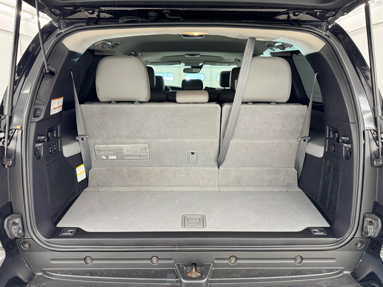 Toyota Sequoia Limited 4WD (Natl) 2019