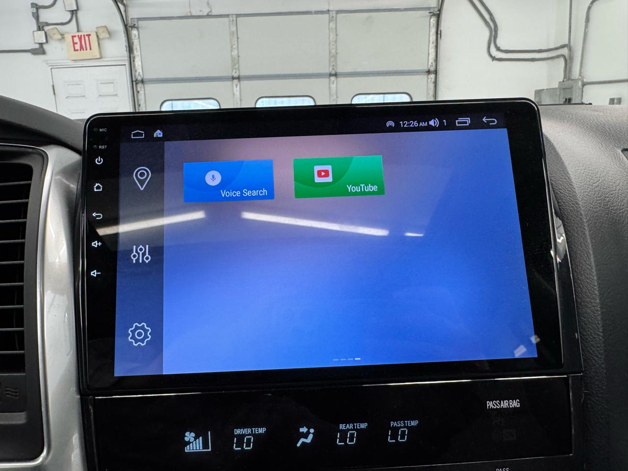 Toyota Sequoia Limited 4WD (Natl) 2019