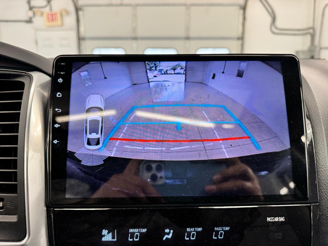 Toyota Sequoia Limited 4WD (Natl) 2019