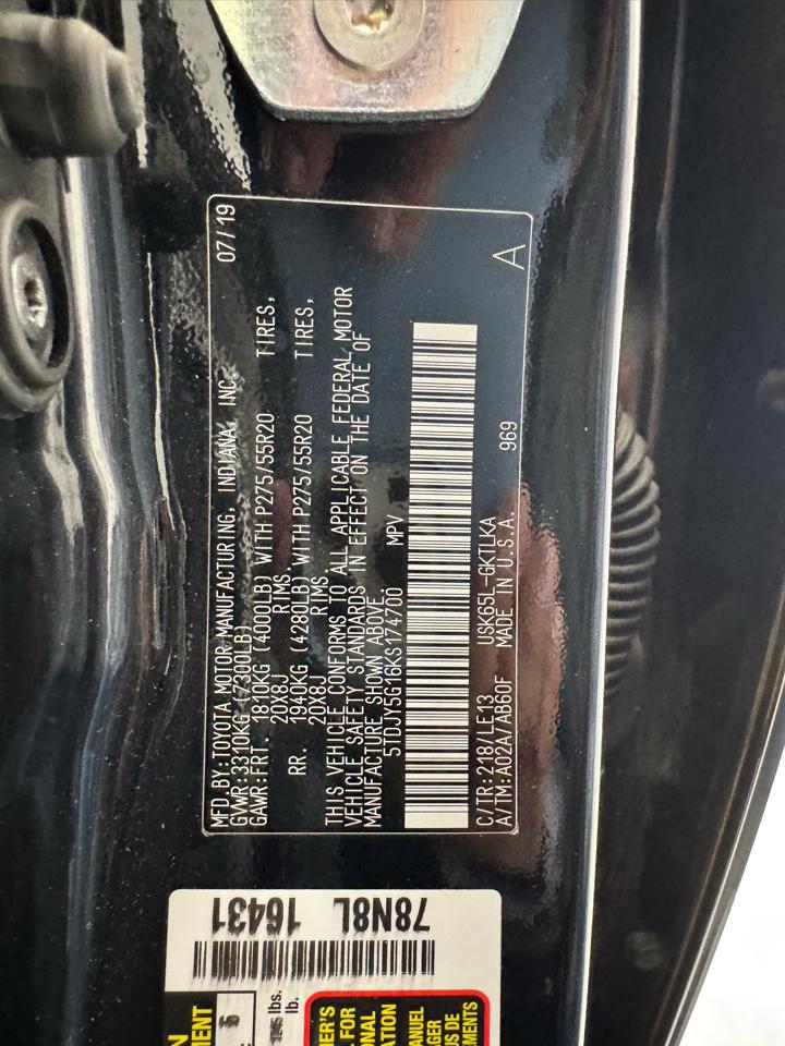 Toyota Sequoia Limited 4WD (Natl) 2019