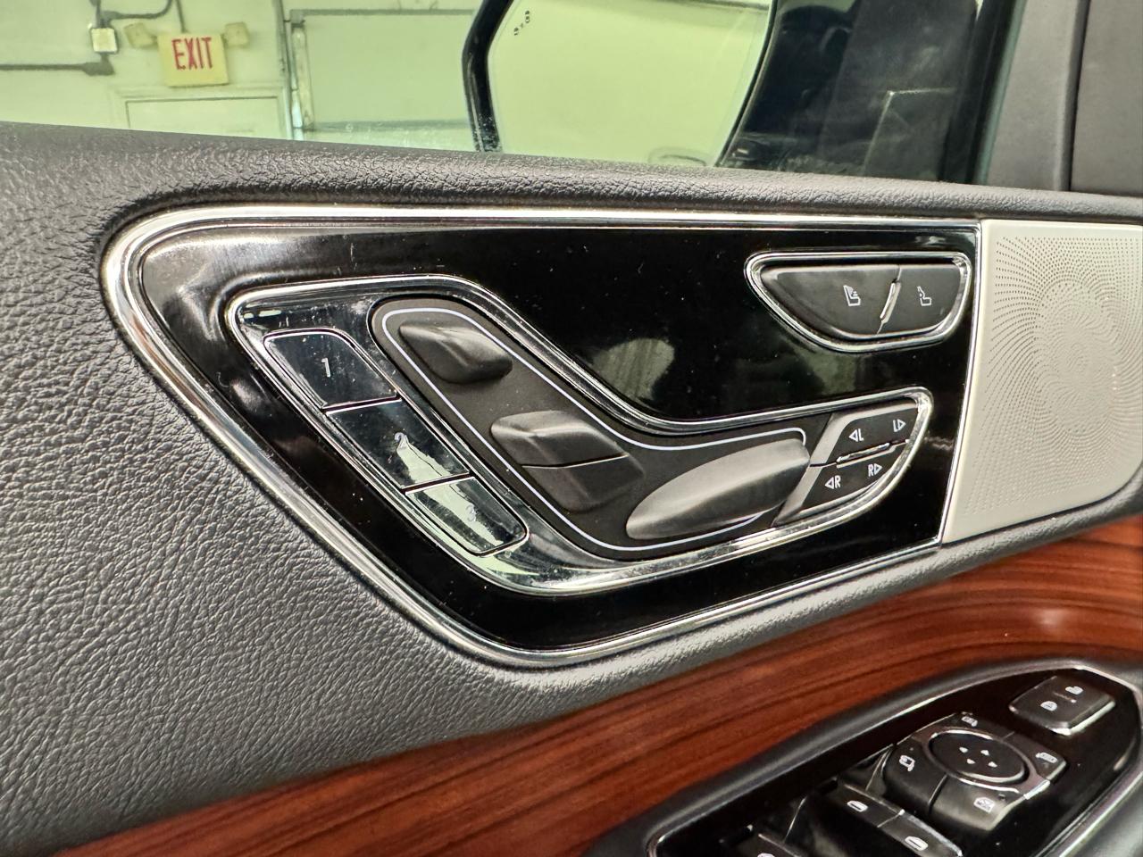 Lincoln Navigator L Reserve 4x4 2023
