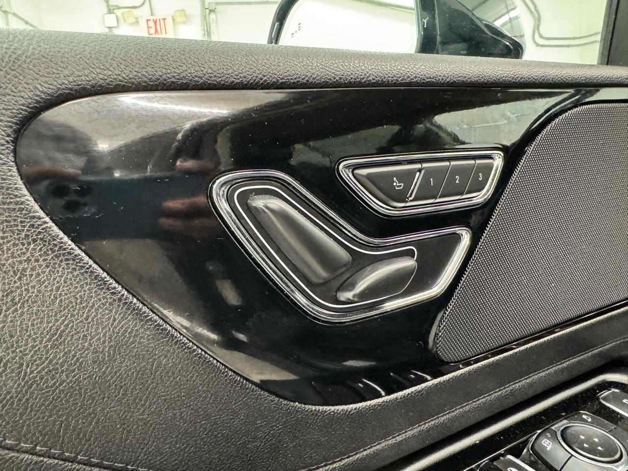 Lincoln Aviator Standard AWD 2023