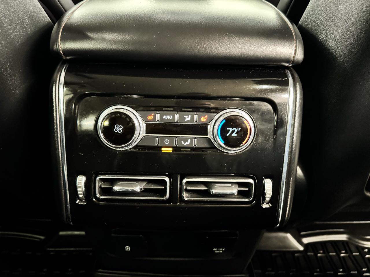 Lincoln Aviator Standard AWD 2023