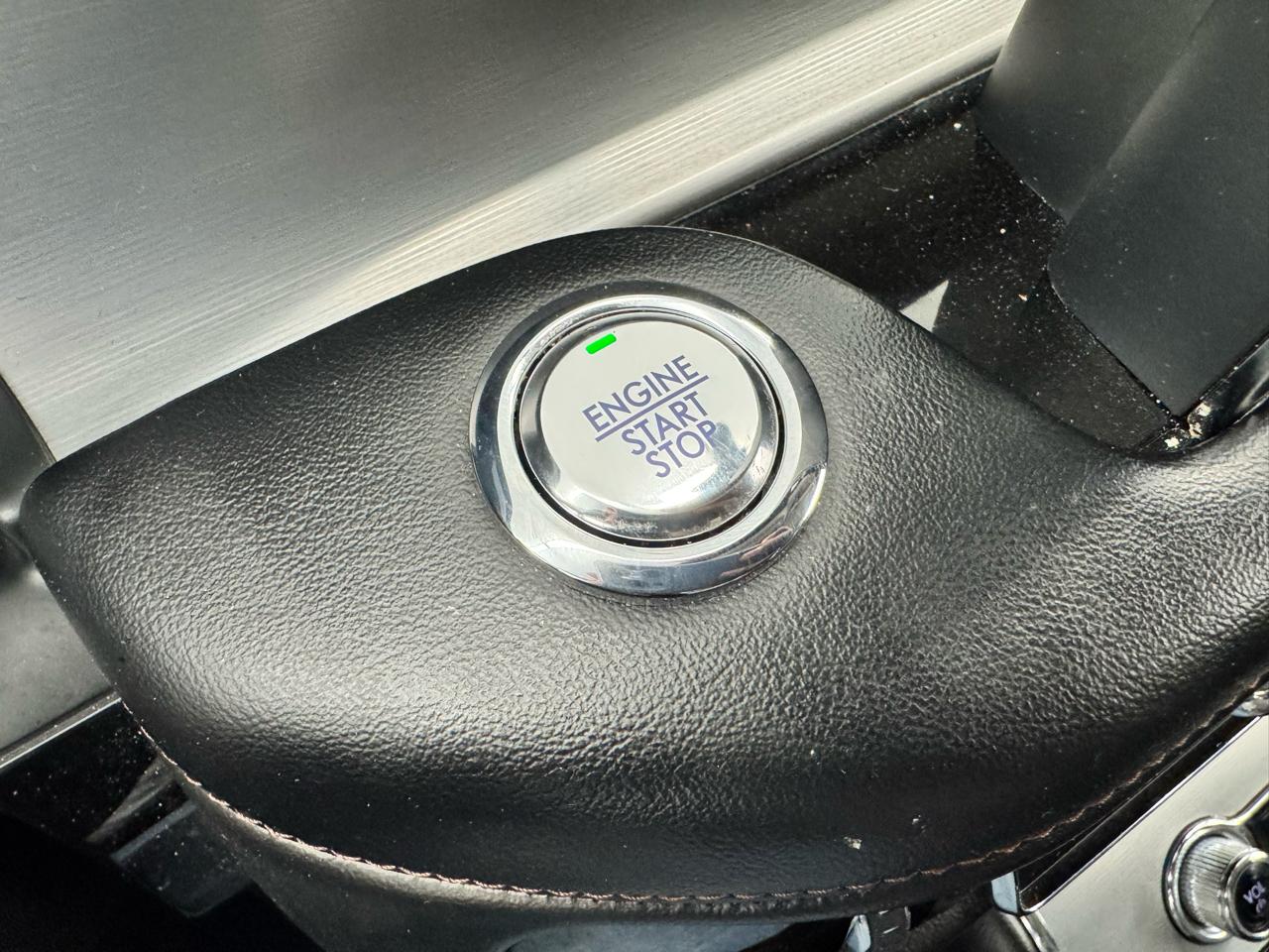 Lincoln Aviator Standard AWD 2023