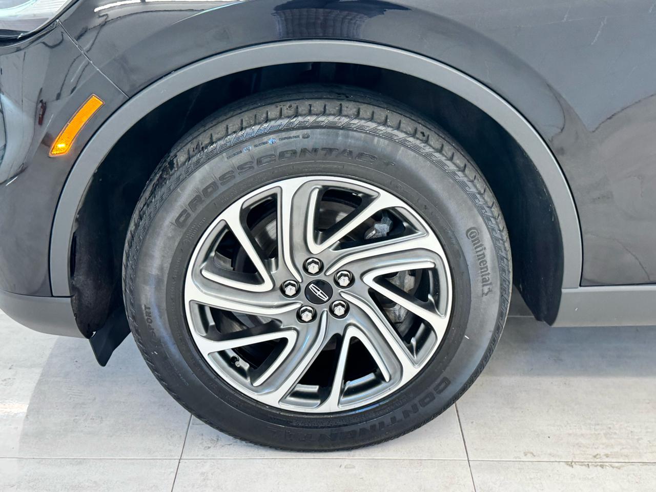 Lincoln Aviator Standard AWD 2023