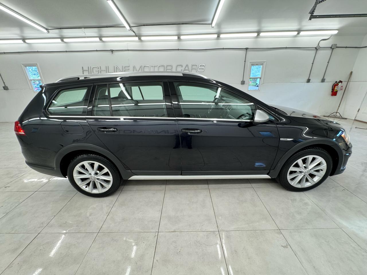 Volkswagen Golf Alltrack 1.8T SEL DSG 2017
