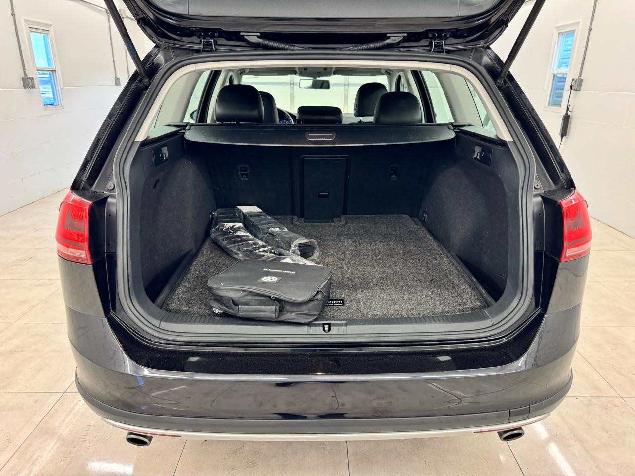 Volkswagen Golf Alltrack 1.8T SEL DSG 2017