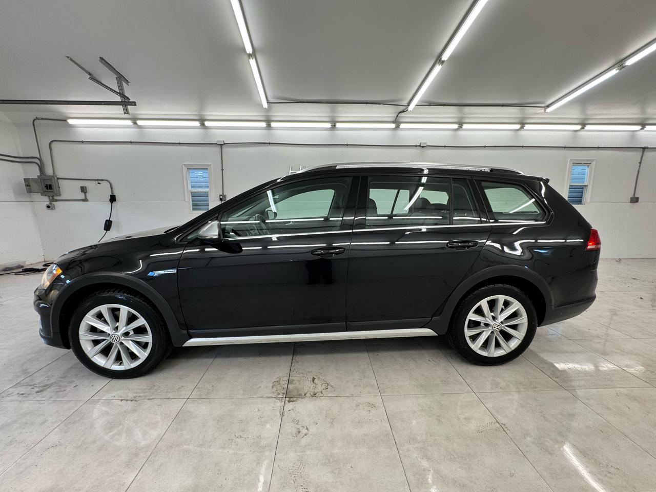 Volkswagen Golf Alltrack 1.8T SEL DSG 2017