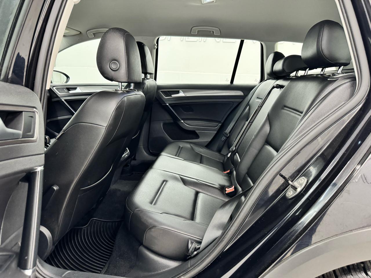 Volkswagen Golf Alltrack 1.8T SEL DSG 2017