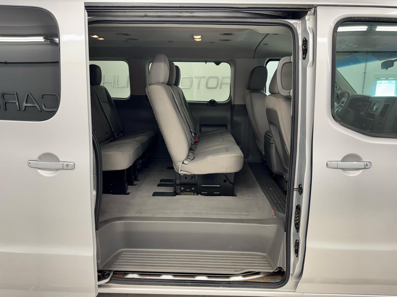 Nissan NVP 3500 V6 SV 2014