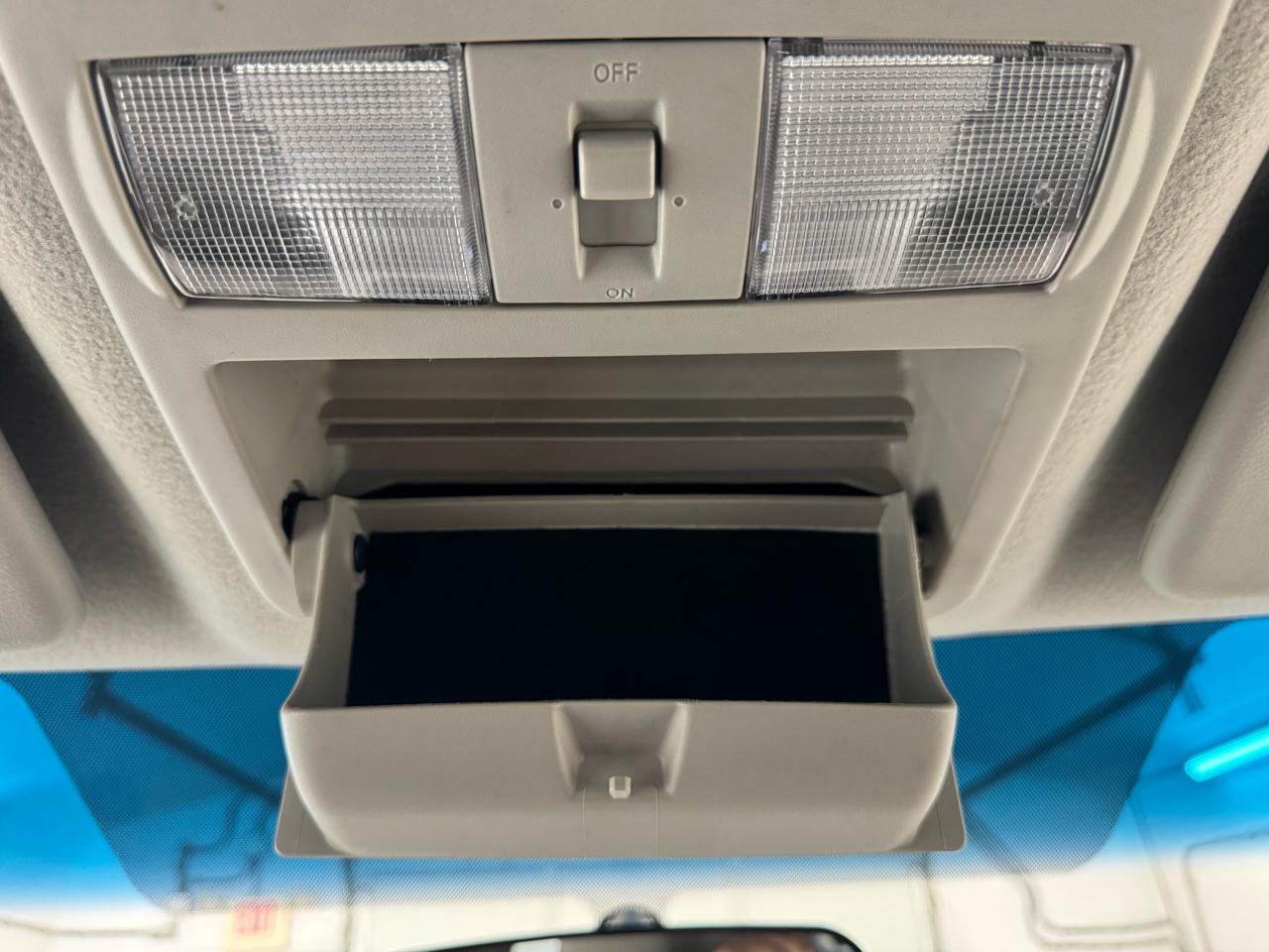 Nissan NVP 3500 V6 SV 2014