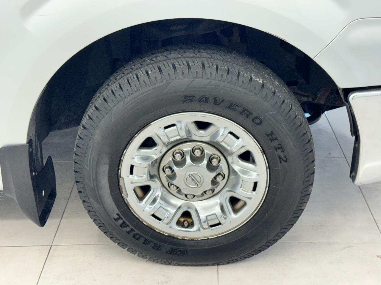 Nissan NVP 3500 V6 SV 2014