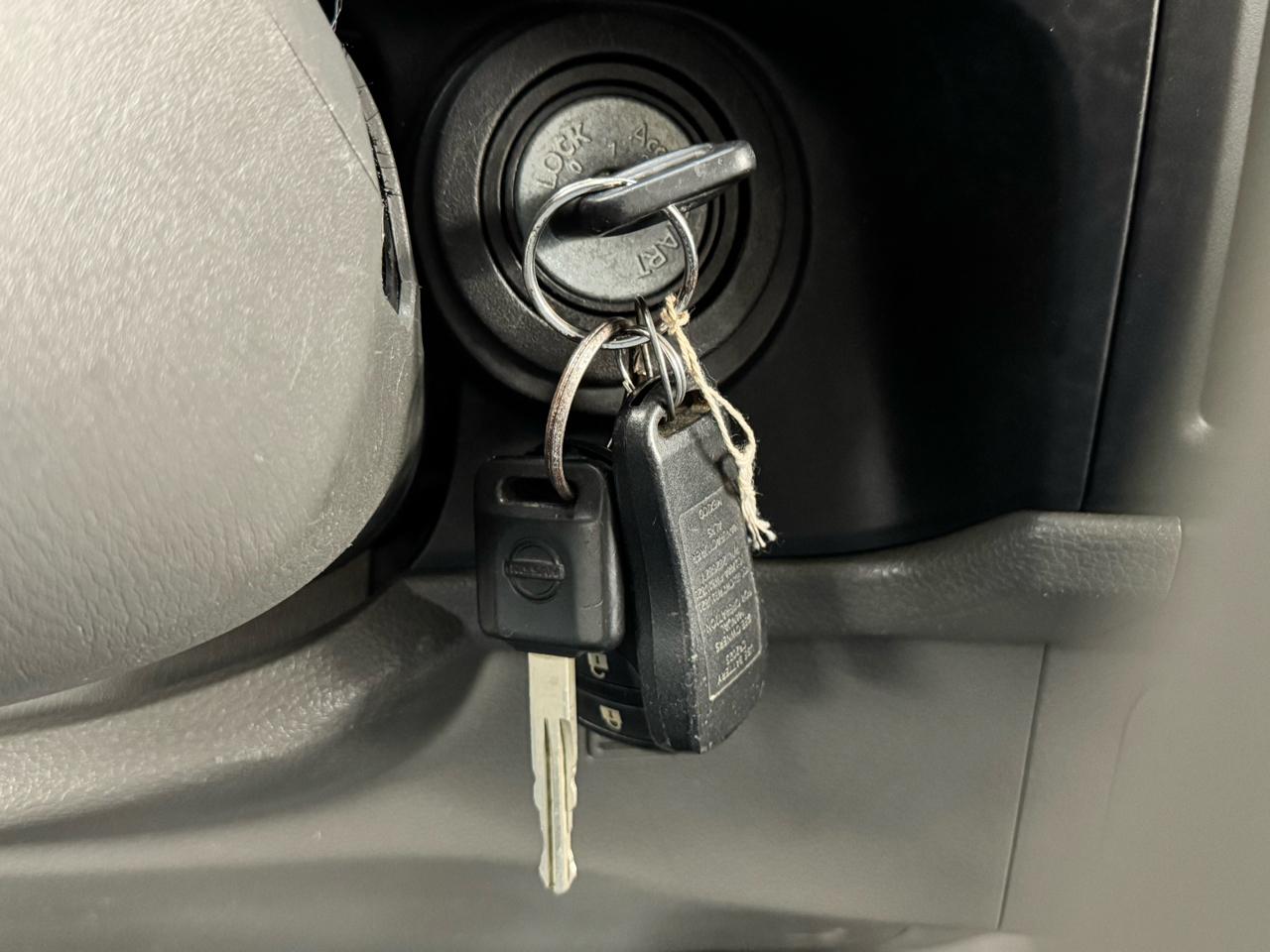 Nissan NVP 3500 V6 SV 2014