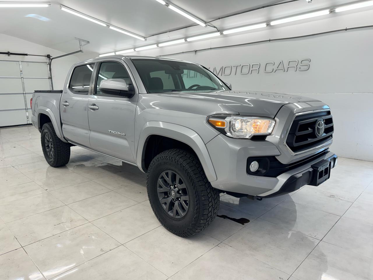 Toyota Tacoma 4WD TRD Off Road Double Cab 5' Bed V6 MT (Natl) 2021