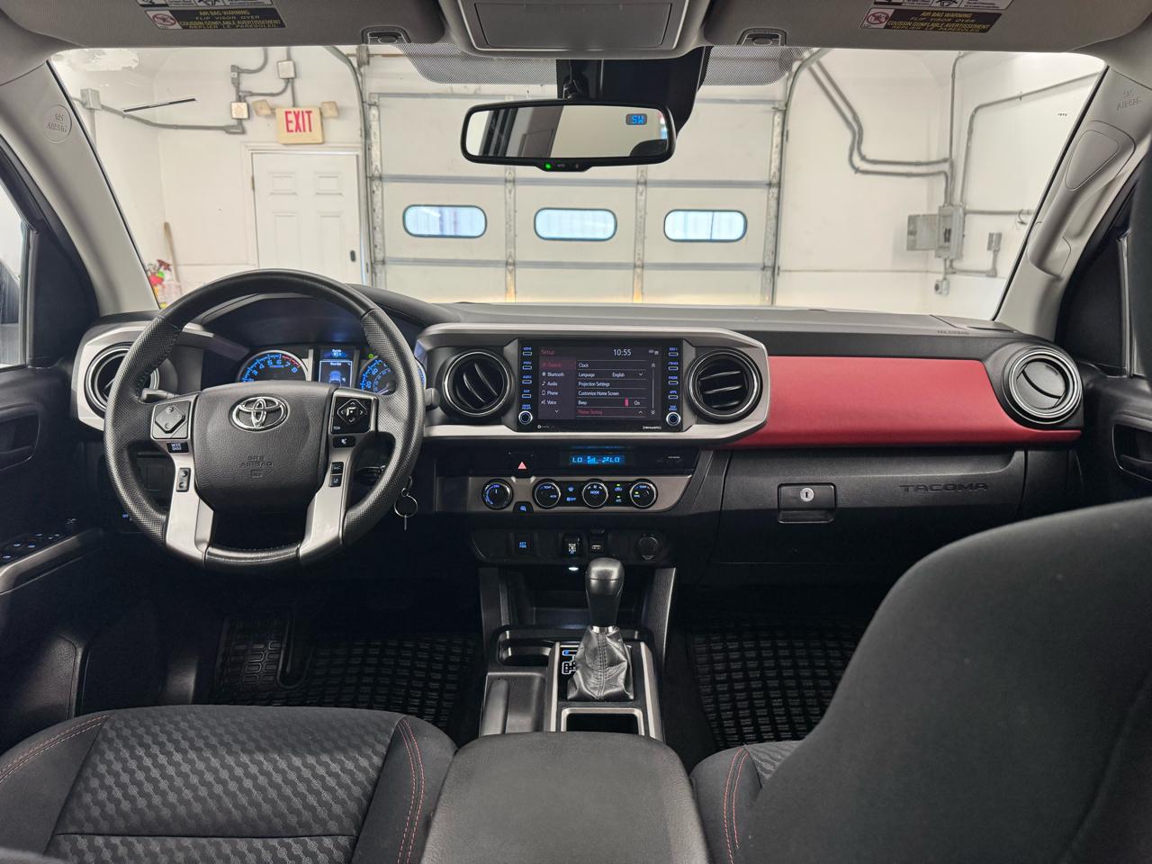 Toyota Tacoma 4WD SR5 Double Cab 5' Bed AT (Natl) 2021