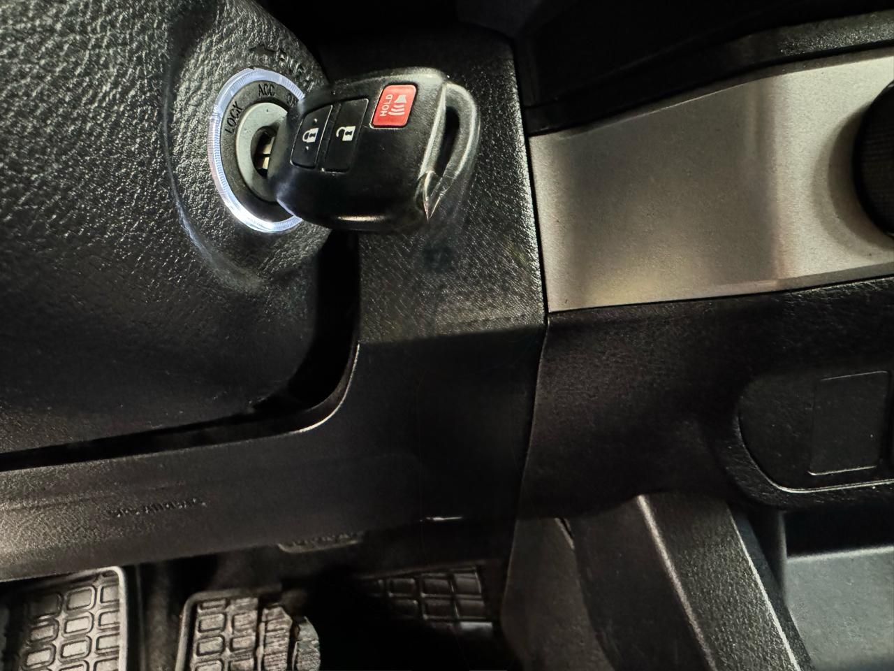 Toyota Tacoma 4WD SR5 Double Cab 5' Bed AT (Natl) 2021