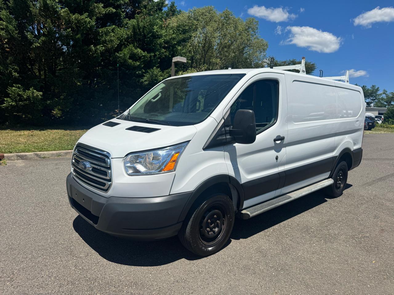 Ford Transit Van T-250 130" Low Rf 9000 GVWR Swing-Out RH Dr 2019