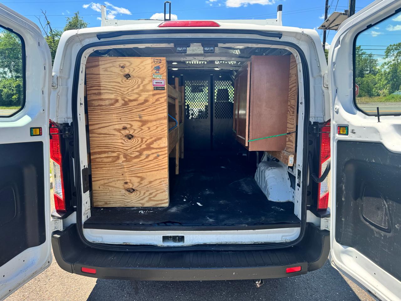 Ford Transit Van T-250 130" Low Rf 9000 GVWR Swing-Out RH Dr 2019