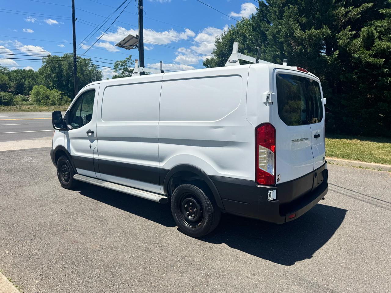 Ford Transit Van T-250 130" Low Rf 9000 GVWR Swing-Out RH Dr 2019