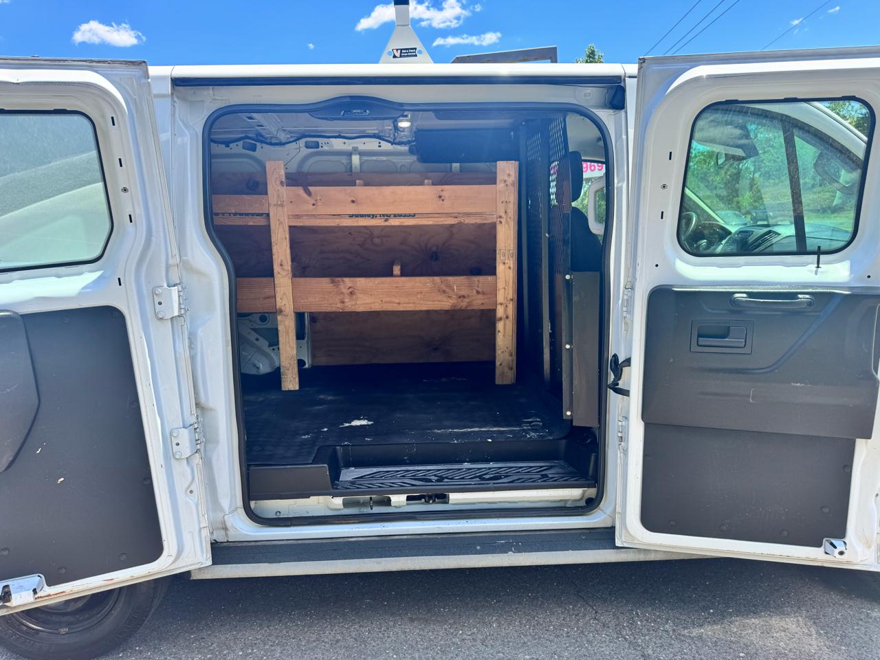 Ford Transit Van T-250 130" Low Rf 9000 GVWR Swing-Out RH Dr 2019