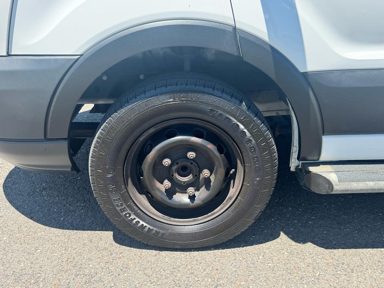Ford Transit Van T-250 130" Low Rf 9000 GVWR Swing-Out RH Dr 2019