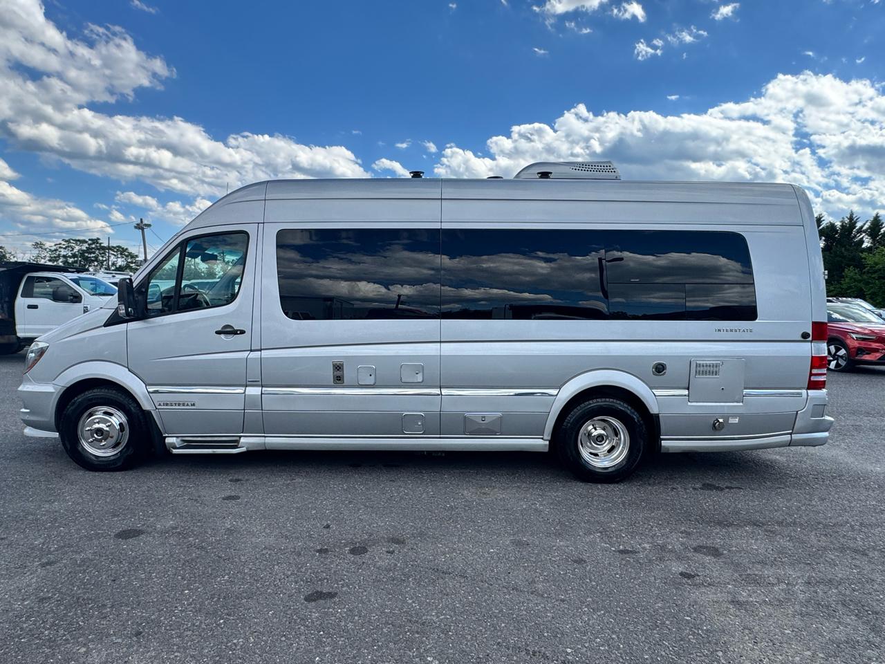 Airstream Interstate  2015
