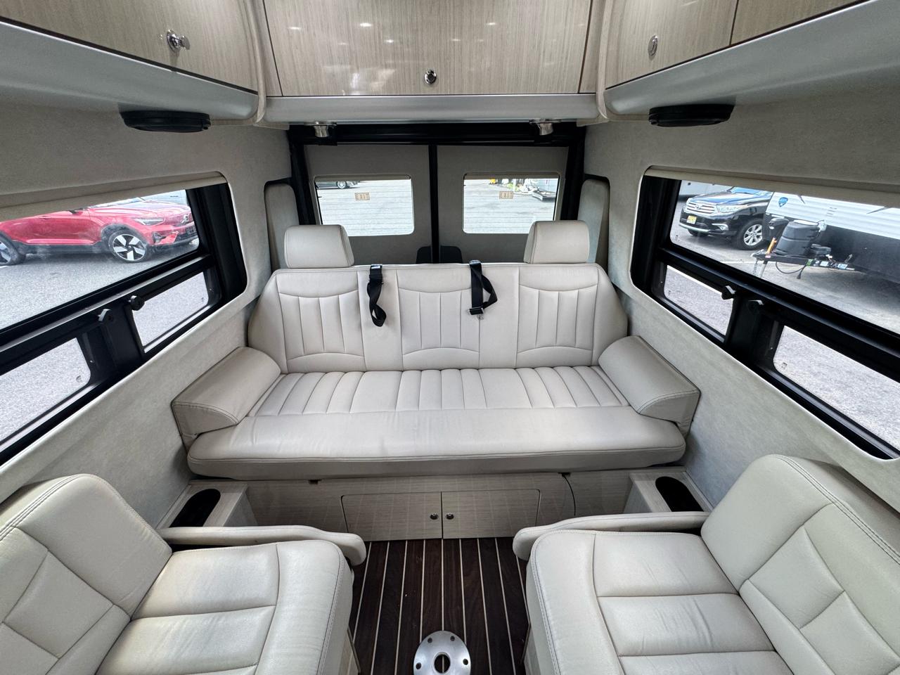 Airstream Interstate  2015