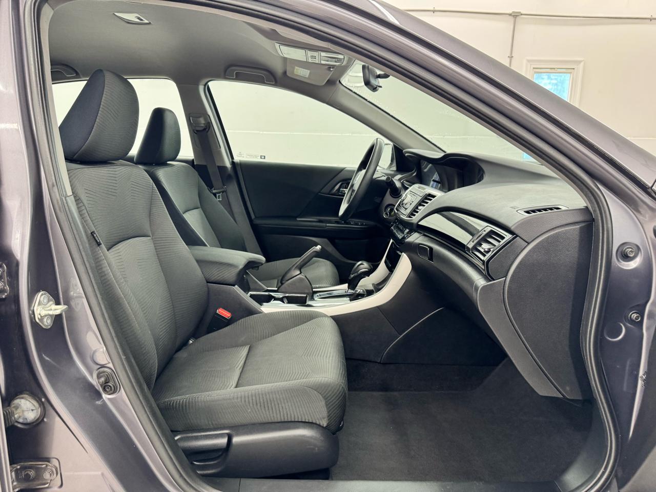 Honda Accord Sedan LX CVT 2017