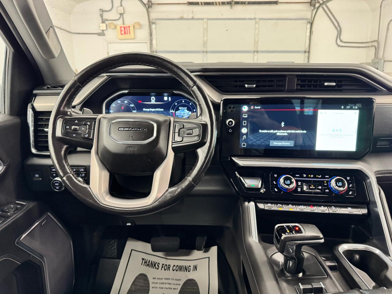 GMC Sierra 1500 4WD Crew Cab 147" Denali 2022