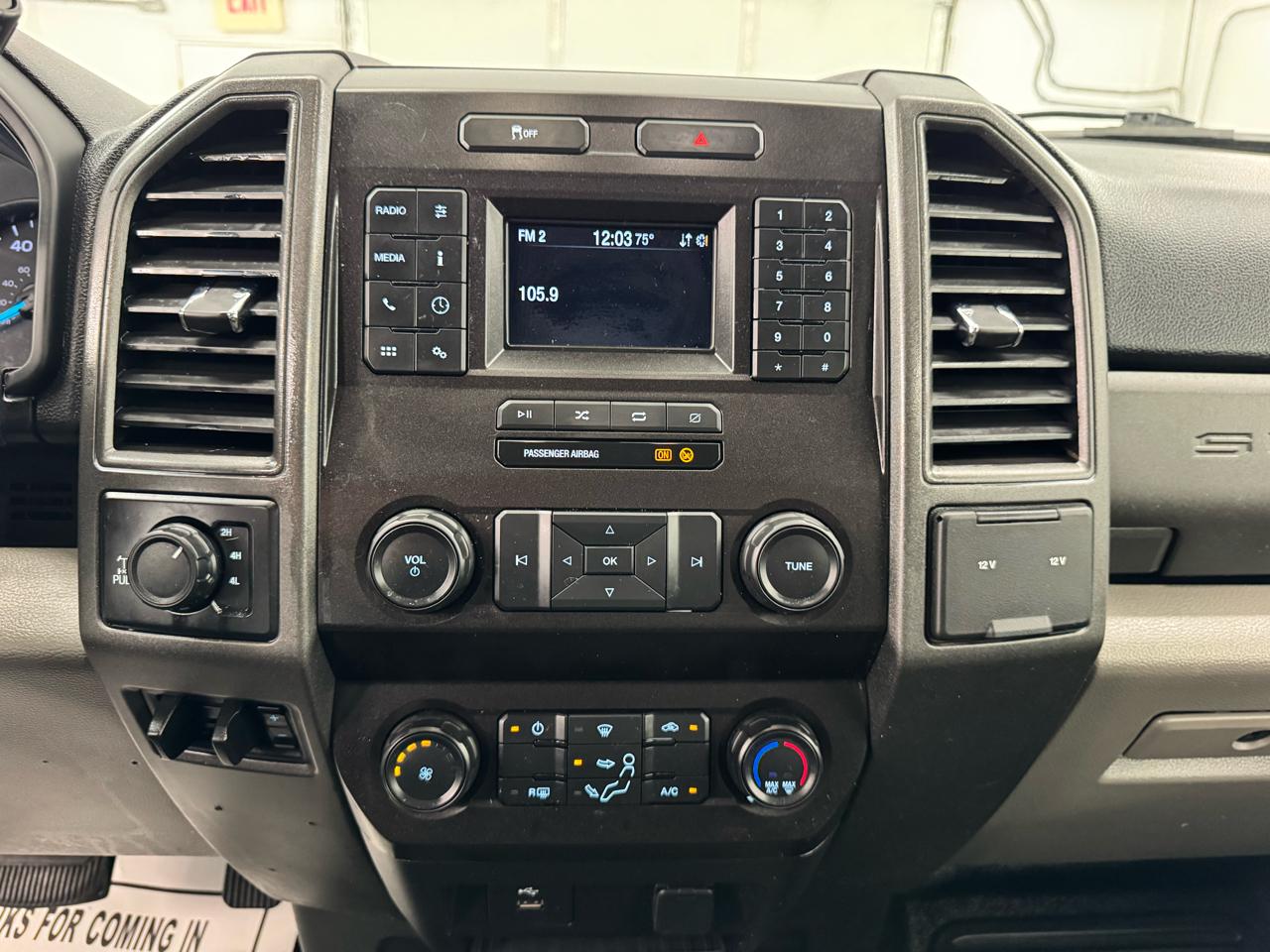 Ford Super Duty F-250 SRW King Ranch 4WD Crew Cab 8' Box 2020