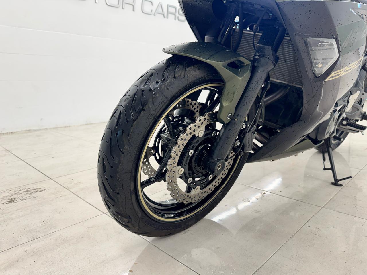 Kawasaki Ninja 650 ABS  2024