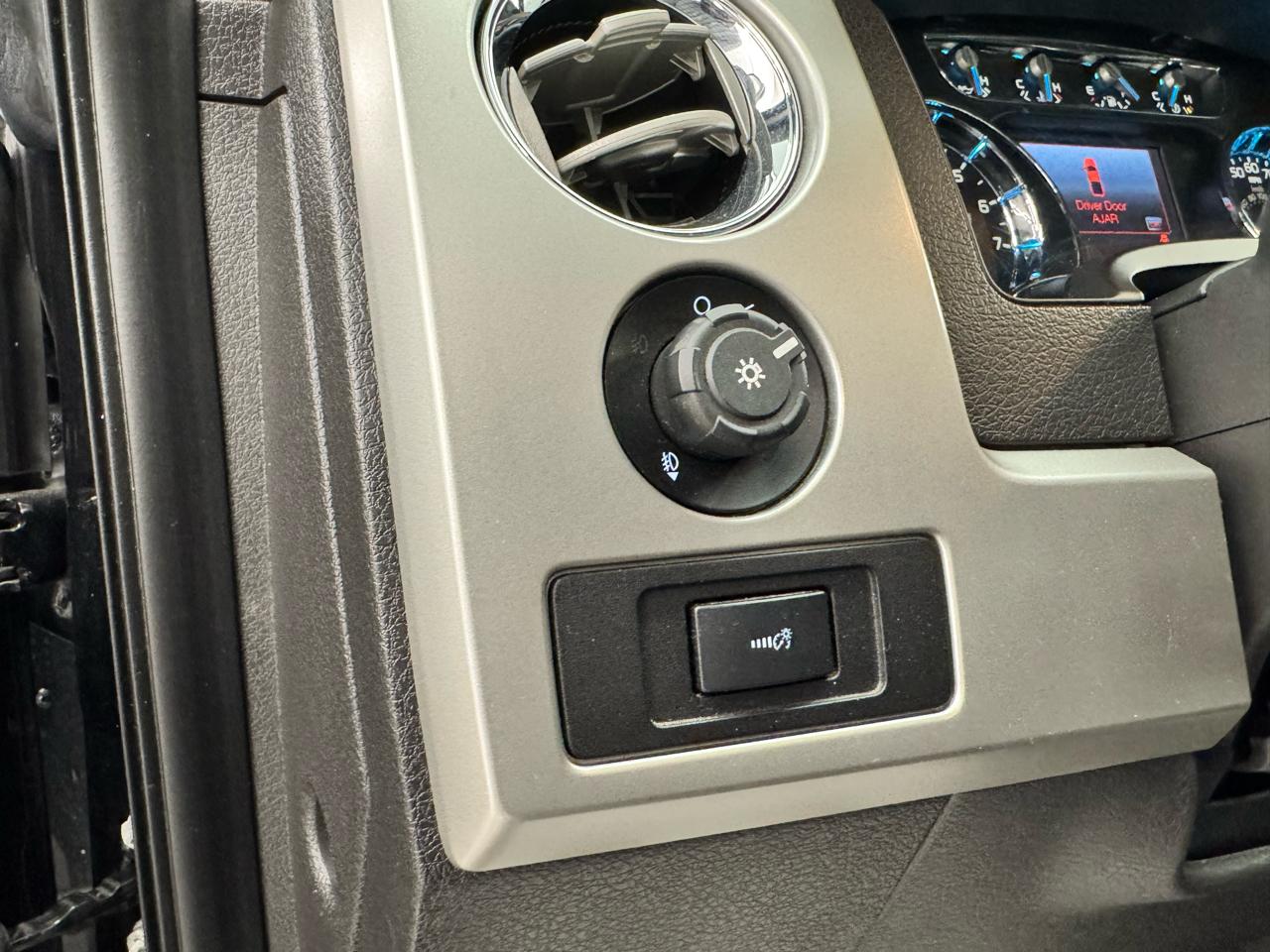 Ford F-150 4WD SuperCrew 145" King Ranch 2014