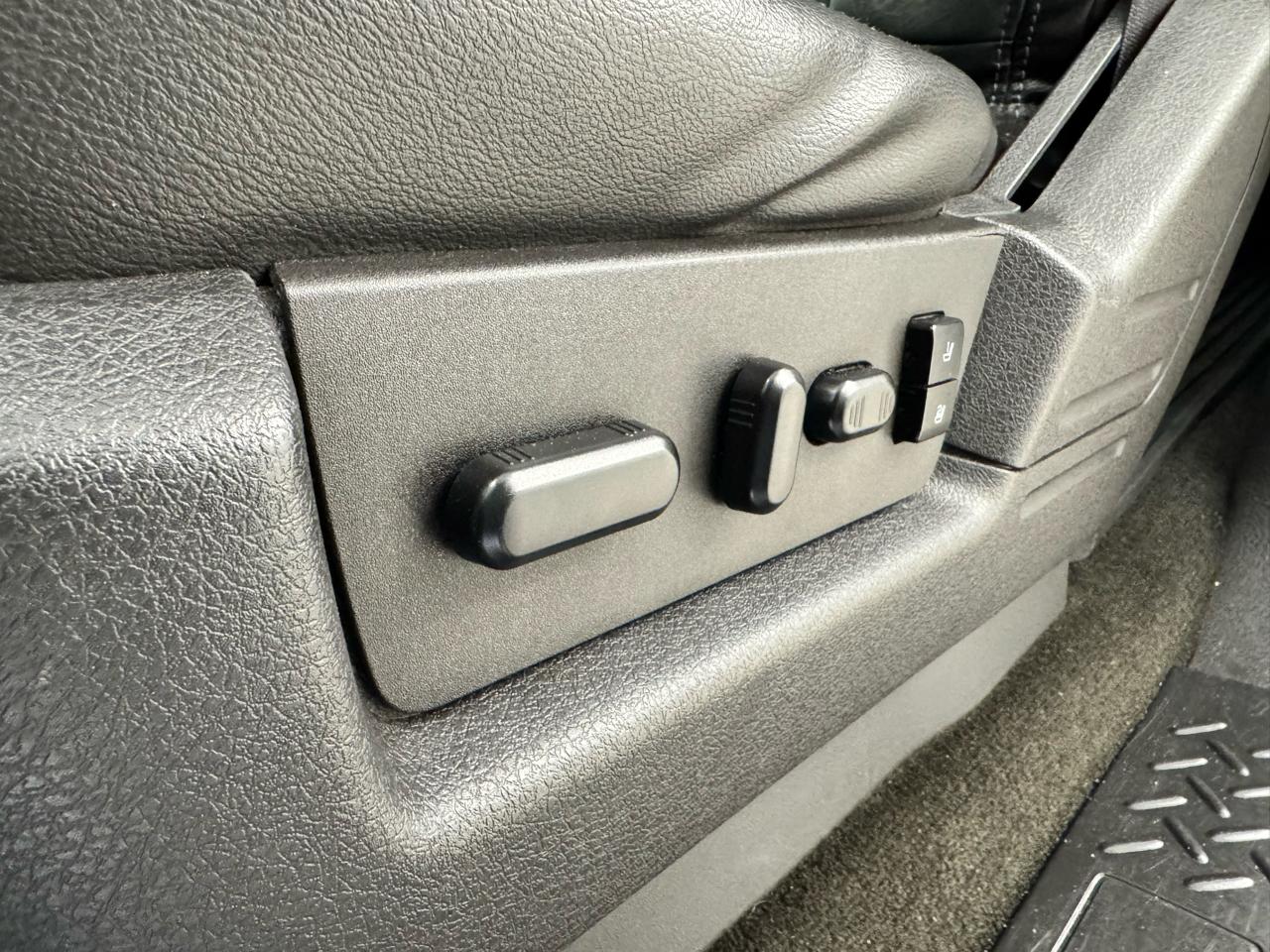 Ford F-150 4WD SuperCrew 145" King Ranch 2014