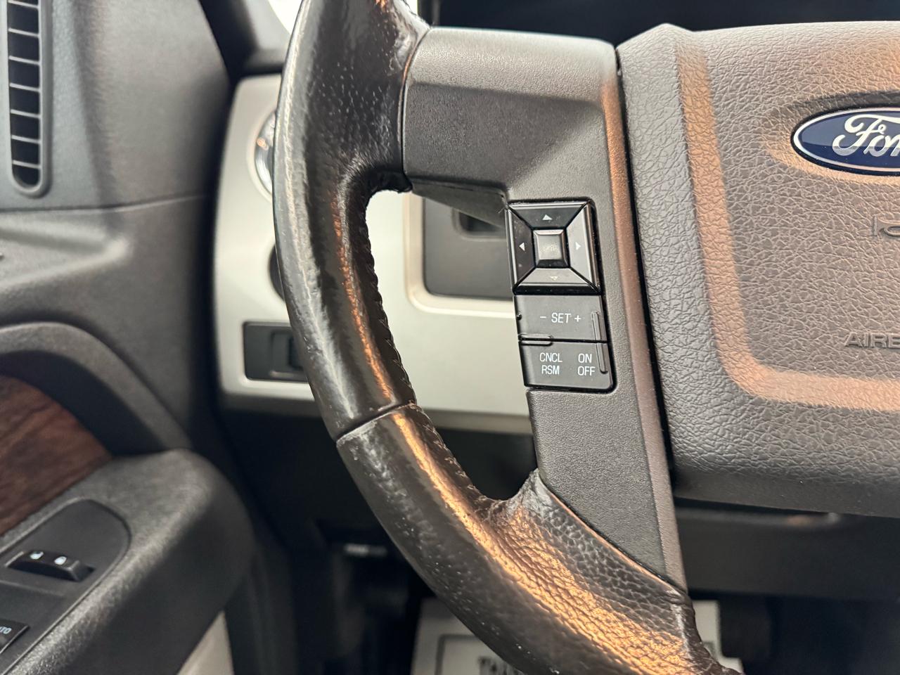 Ford F-150 4WD SuperCrew 145" King Ranch 2014