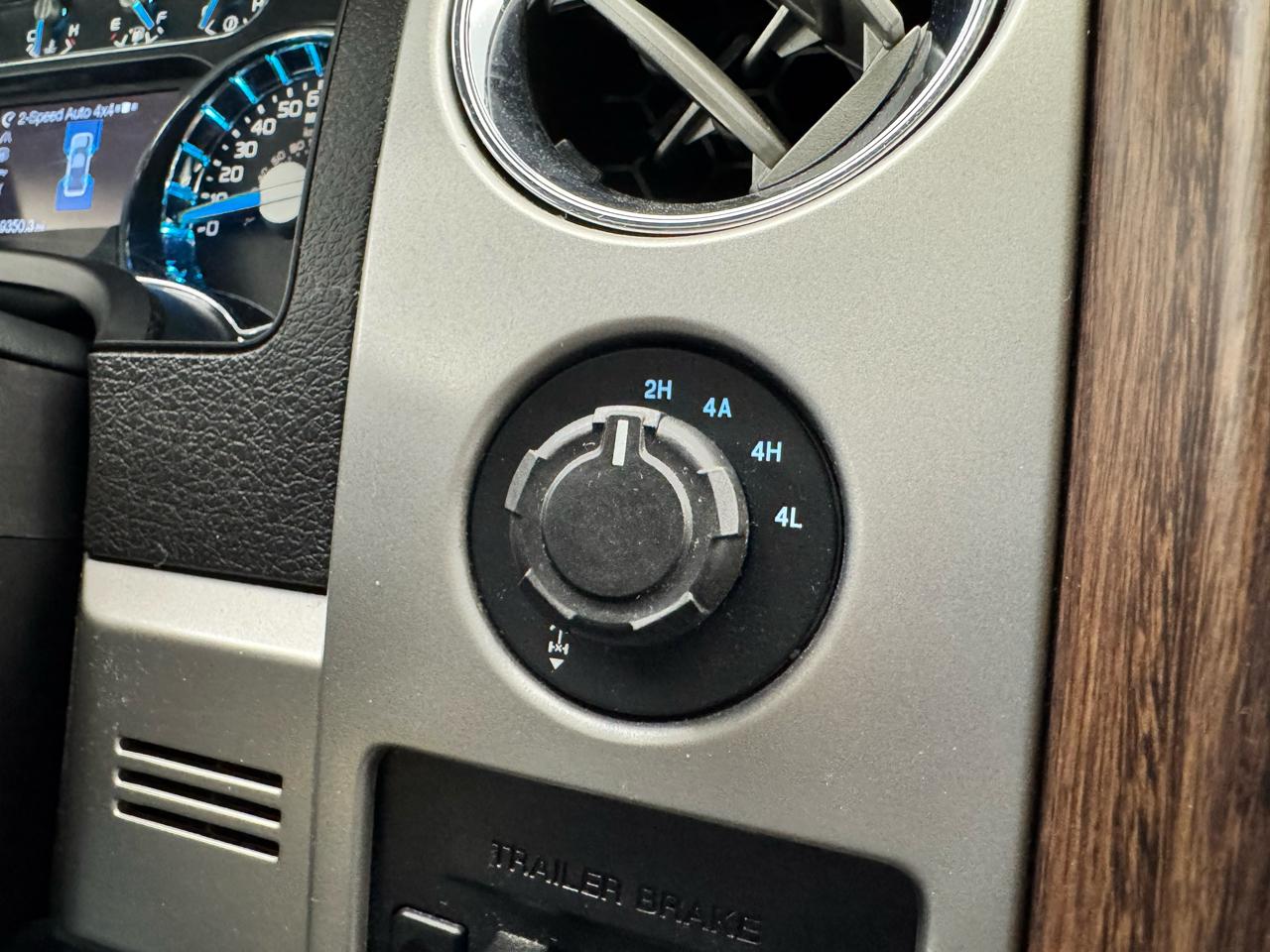 Ford F-150 4WD SuperCrew 145" King Ranch 2014