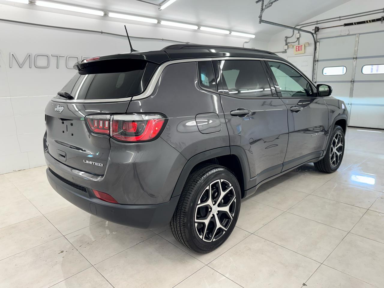 Jeep Compass Limited 4x4 2024