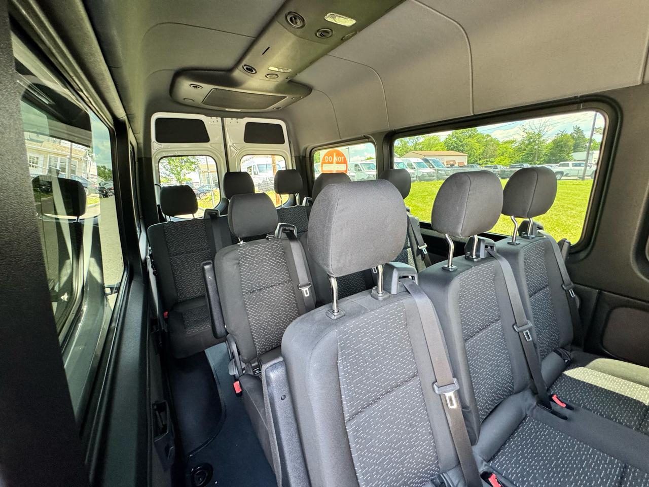 Mercedes-Benz Sprinter Passenger Van 2500 High Roof I4 Diesel 170" RWD 2025